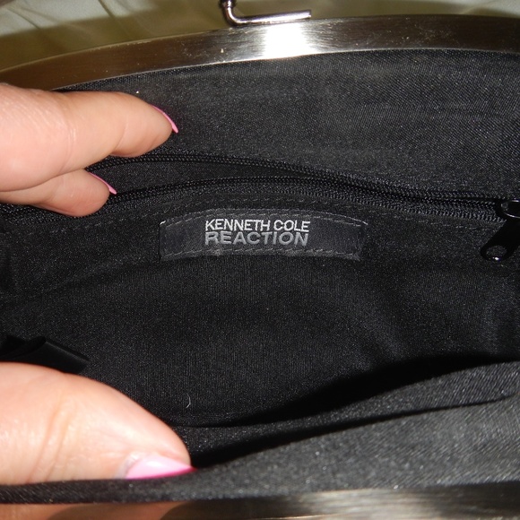 Kenneth Cole REACTION Snake-Skin Print Clutch - Picture 2 of 5